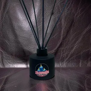 Leather & Flare - Diffuser Starter Kit (4oz/114g vessel, 3oz/85g fragrance oil, and reeds)