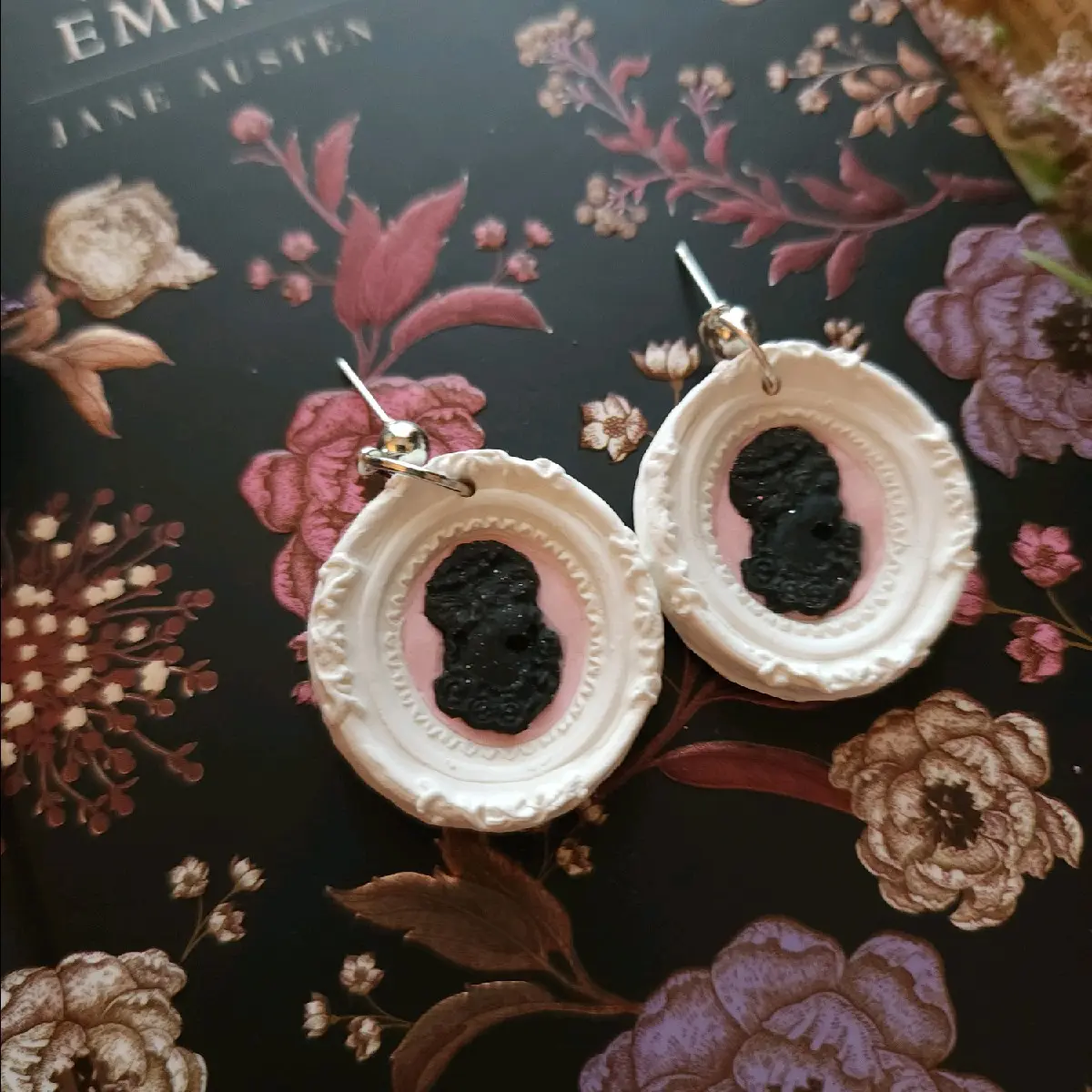 Cameo Victorian Clay earrings