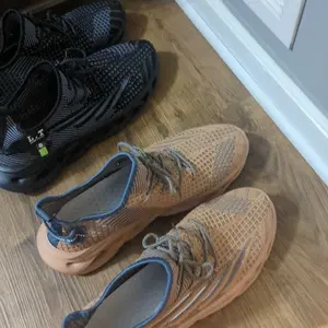 Product Review of Mens Shoes, Ultra-light Textured Design Lace-up Trainers for Treadmill Wear As Gift, Workout Sneakers, Casual Twist Sole Design Sports Running Shoes for Summer 2025 from Y**5 **