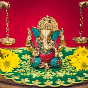 Sacred Brass Ganesha Idol | Elegant 5.6" Ganpati Statue for Diwali, Housewarming & Weddings | Embody Success & Wisdom at Home