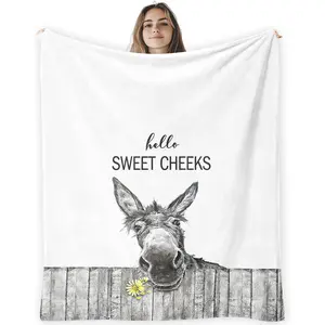 1pc Donkey-patterned blanket, a perfect gift for donkey lovers. This rustic farmhouse-style donkey blanket is suitable for office, bedroom, sofa, and dormitory decor.