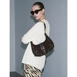 URBAN REVIVO 2026 Spring New Women's Trendy Vintage Saddle Bag - Casual Crossbody, Messenger Bag for Women, Artificial Leather, Chain Detail, Adjustable Shoulder Straps, Model UAWB60004, Casual Crossbody Bag, Messenger Bag Women