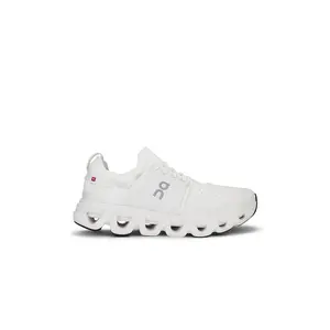 On Cloudswift 4 in White & White