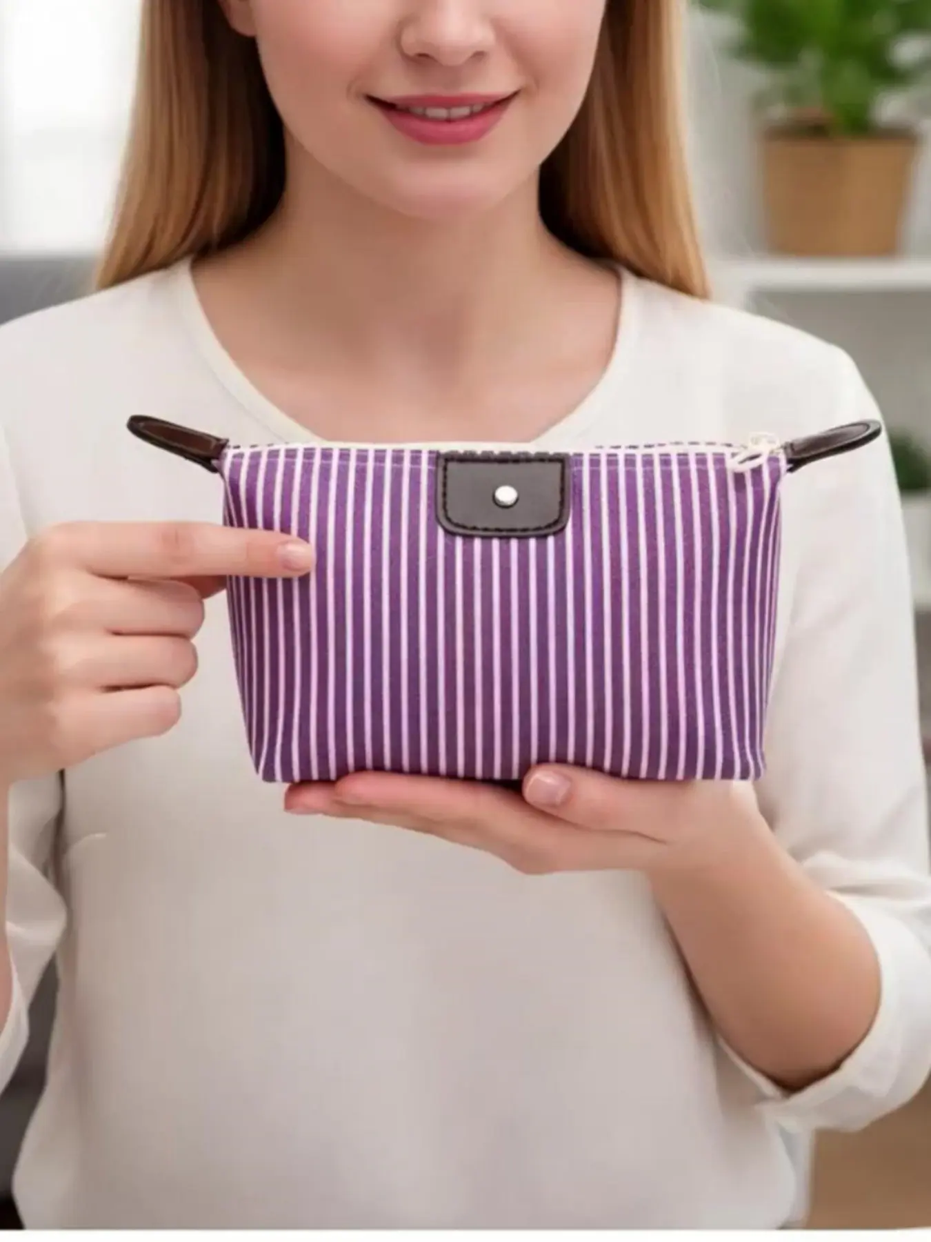 Striped Dumpling Makeup Bag, Waterproof Travel Cosmetic and Toiletry Organizer Pouch with Handle, Cosmetic Storage Bag, Beauty Storage Pouch, Travel Cosmetic Bags, Cosmetics Bag