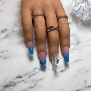 Ombre and Glitter | Handmade | False Nails | Nail Art | Custom Nails | DIY Manicure | Rayn Nailz