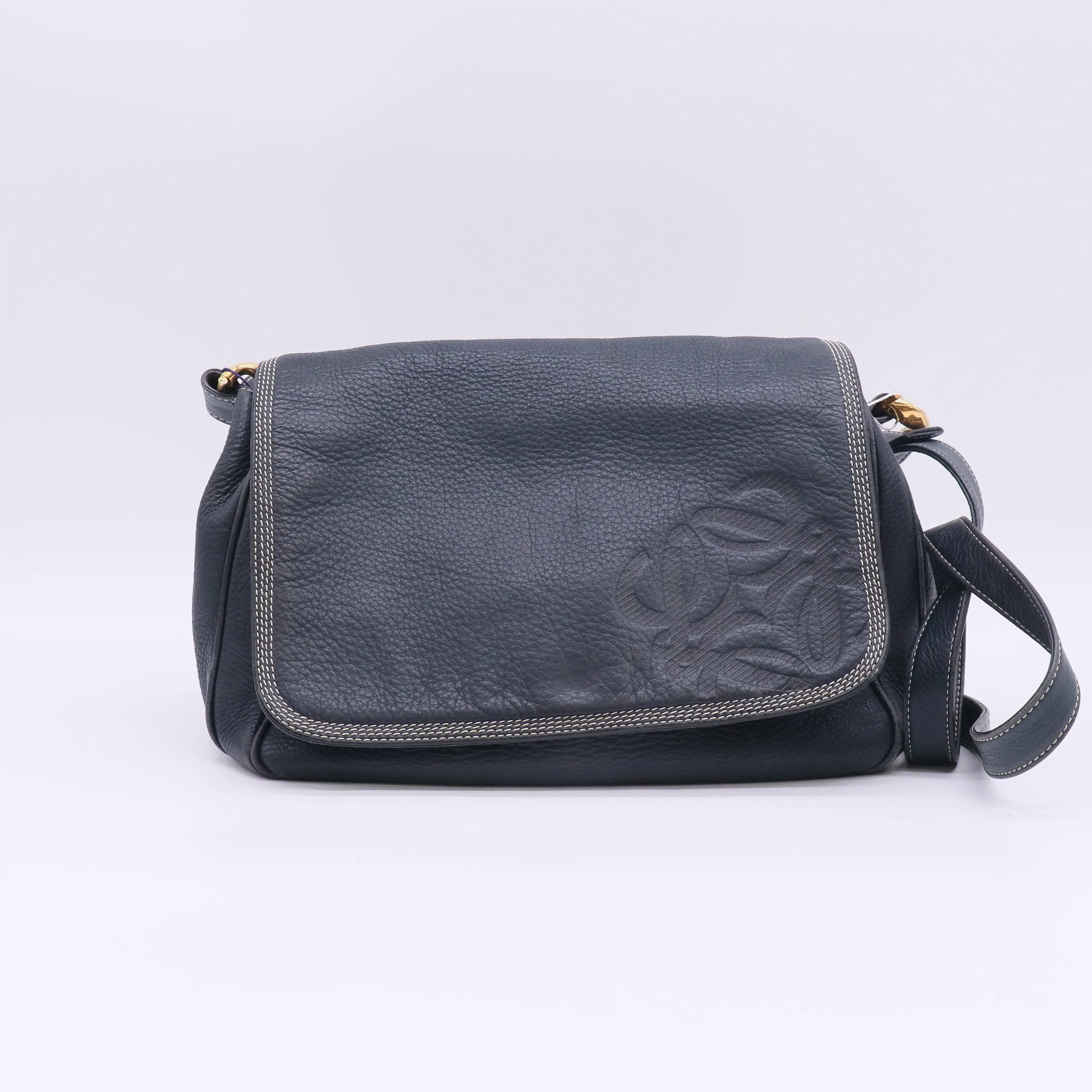 Pre-owned Loewe Leather Crossbody Bags Vintage Anagram Flap Crossbody Bag twins LDZ776