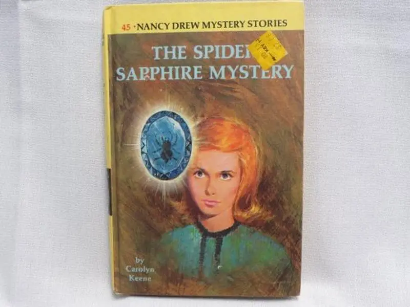USED Book - Nancy Drew 45: The Spider Sapphire Mystery GB by Carolyn Keene (Paperback) - english