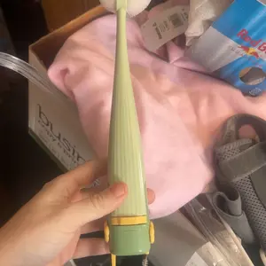 5-in-1 Bottle & Straw Cleaning Brush – Multifunctional Tool for Bottles, Cups, Straws (Cream White/Jasmine Green)-suhui