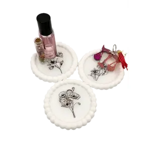 Bloom & Bubble Bubble Trinket Trays - 5-inch Circular Eco-Resin Plates with Floral Elegance & Bubble-Edge Design for Jewelry & Small Keepsakes - Handmade & Sustainable