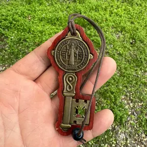 San Benito Key for Protection - Wooden Design