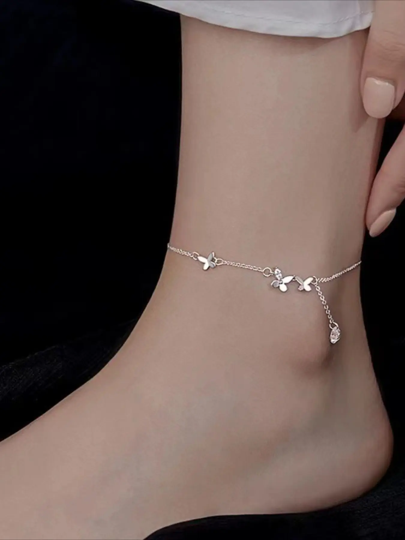 Butterfly Anklet with Zircon, Hypoallergenic, Lightweight 1.6g, Perfect for Parties, Holidays, Mother's Day, All Seasons, Foot Jewelry