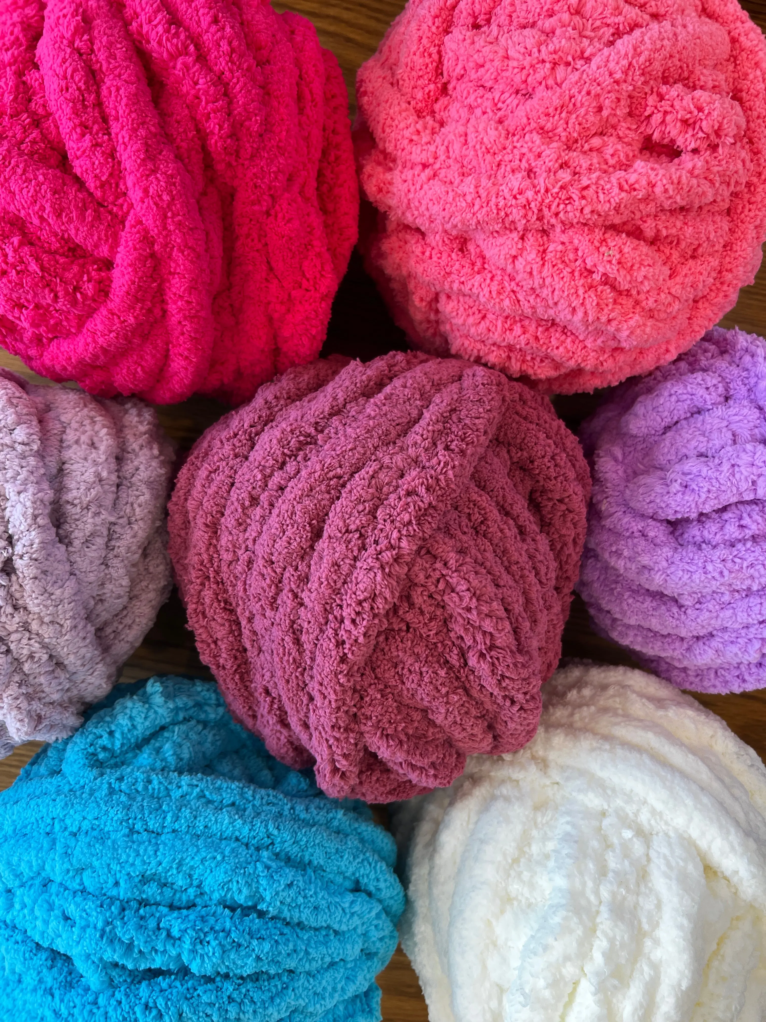 Chenille Yarn (various colors)