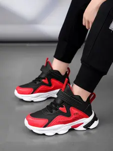 Comfortable and Stylish Solid Color Kids Running Shoes, Breathable Low-Top Sneakers with Velcro Closure for Active Play, Suitable for Children 14 Years and Under