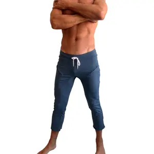 PERFORMANCE Premium Mens 4/5 Zipper Pocket Capri Yoga Pants (Coral Blue Heather)