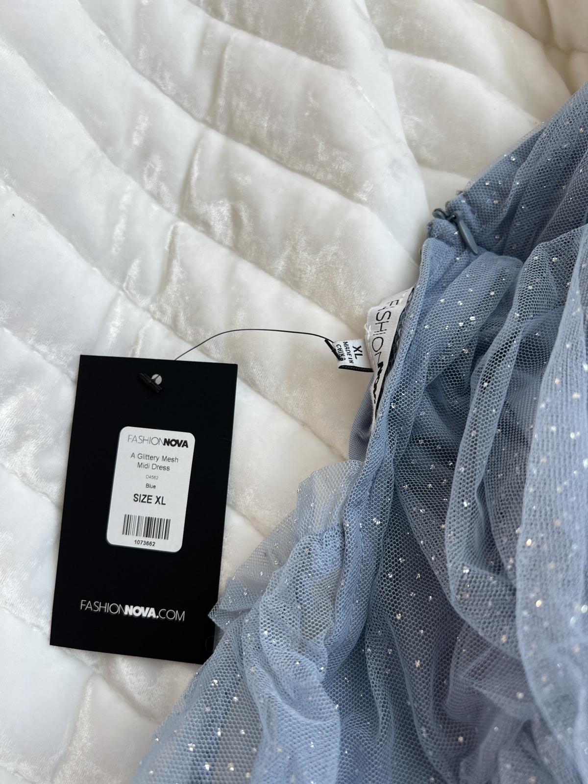 blue cinderella dress XL Womenswear SUSTAINABLE NEW THRIFTED WITH TAGS