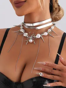Dark Spider Pearl Rivet Double Layer Choker Necklace, Stylish Jewelry Accessory, Perfect for Gothic and Punk Fashion Enthusiasts