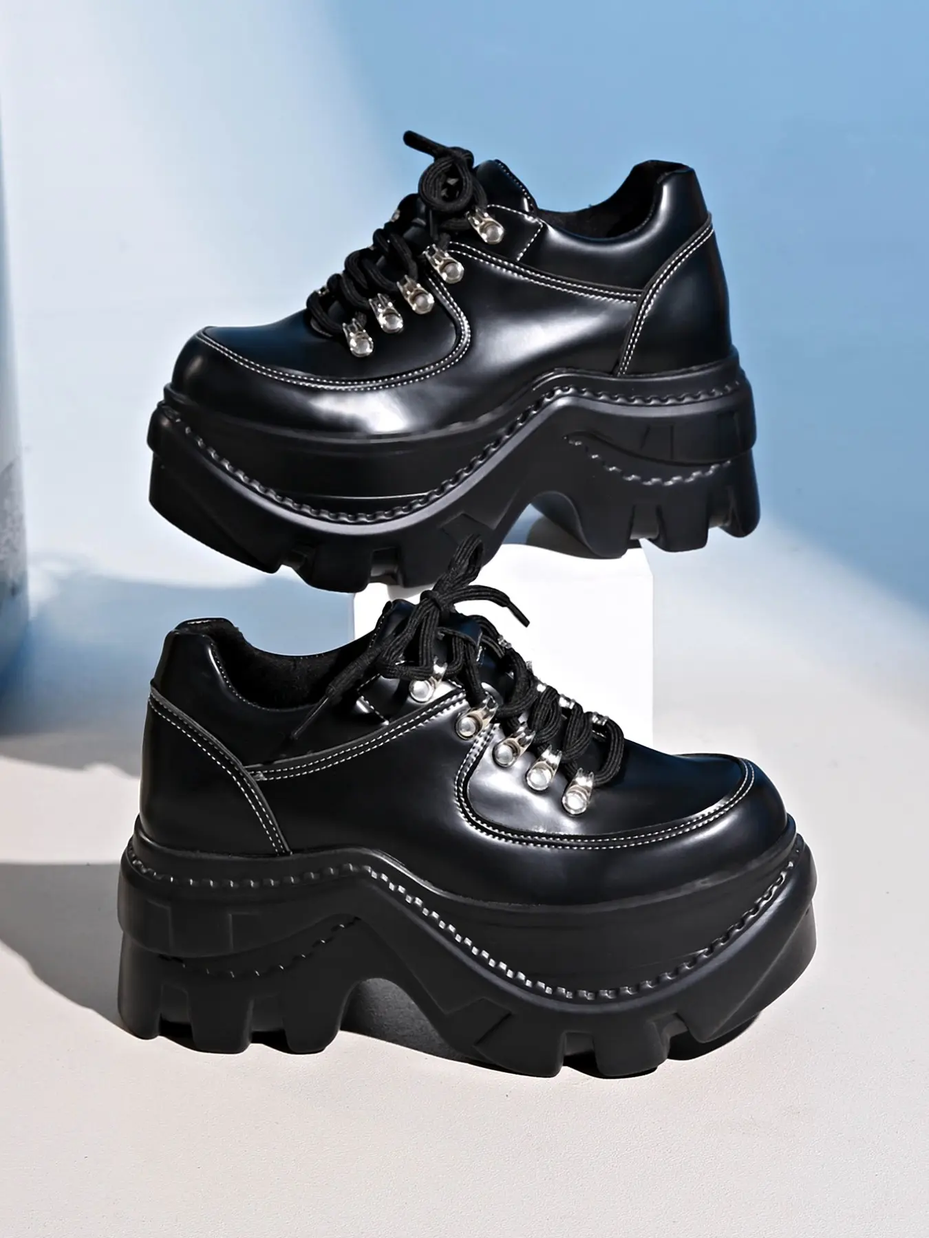 Women's Thick Sole Platform Shoes, Gear Bottom Small Leather Shoes, Gothic Style, Metal Buckle, British Knot, Height Increasing, Casual, Rubber, Walking Shoes, Closed, Footwear