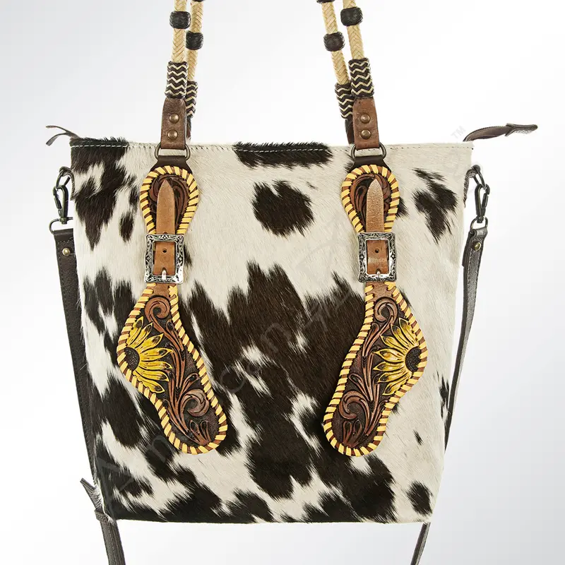 American Darling Backpack Bag Handcrafted Hair-On Cowhide  display picture 3