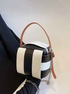 Women's Fashionable Contrast Trim Handbag, Casual Versatile Shoulder Bag for Daily Used, Trendy All-match Commuter Bag