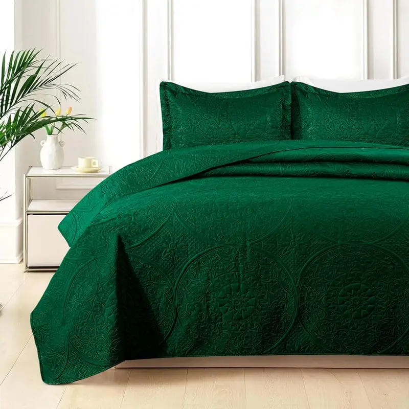 Lightweight Quilted Bedspreads All sizes Bed | 3 Piece Oversized Bedspread | Soft Bedding Set with 2 Matching Pillow Shams | Best For Gift