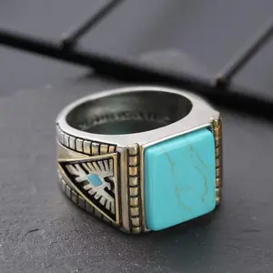 1pc Men's Turquoise & Golden-Tone Vintage Alloy Skinny Jade Ring, Durable Retro Costume Jewelry, Multi-Size, Suitable for Valentine's Day, Daily Wear