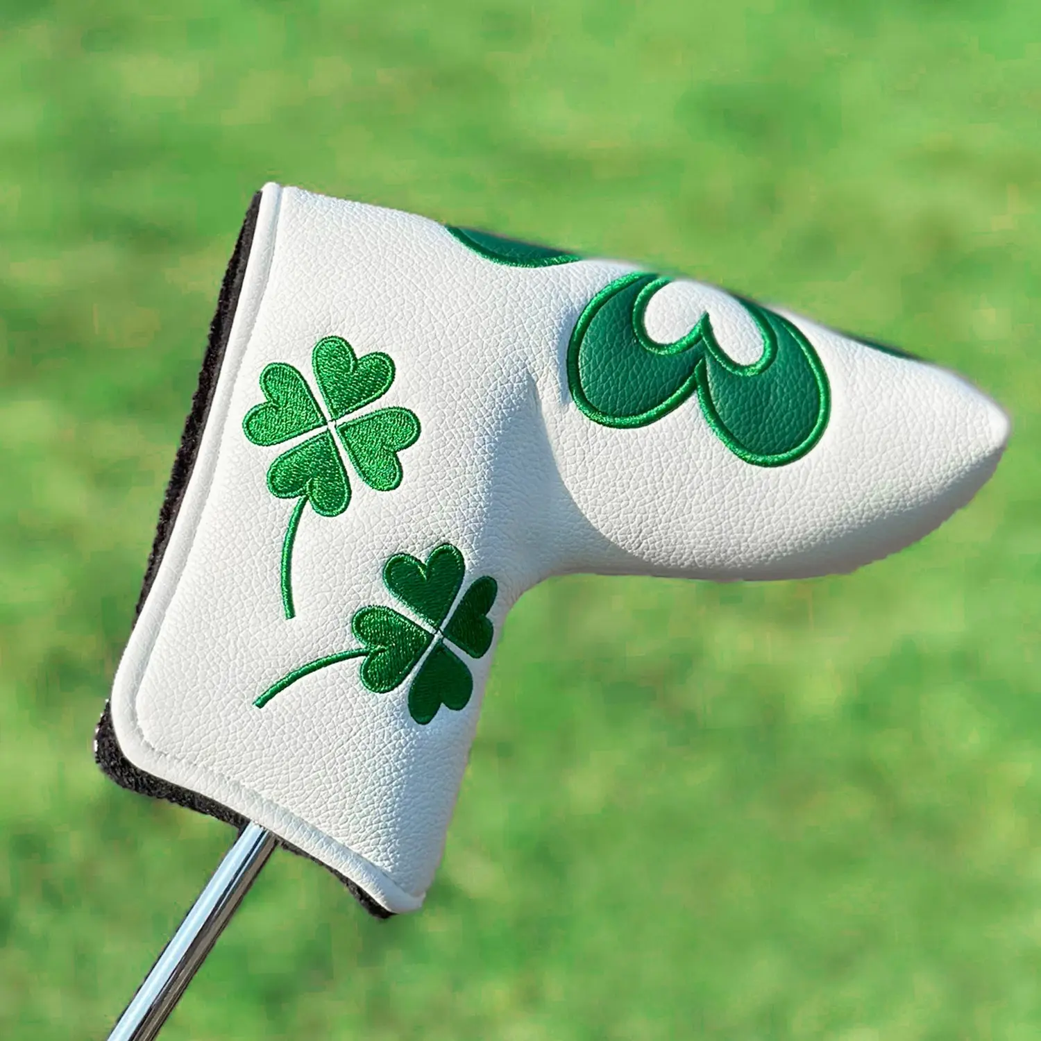 Lucky Clover Blade Putter Head Cover, & Heart Design, Premium PU, Golf Accessories, Golf Gear, Golf Supply, Durable & Weather-Resistant, Soft Lining Protection