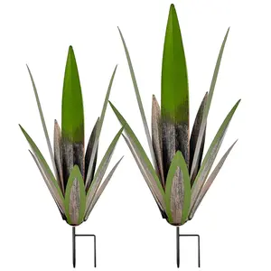 2 Pack Hand-Painted Metal Agave Garden Stakes, 1 Large 1 Small Rustic Yard Art, Outdoor Decor for Lawn Patio Courtyard, Easter Valentine Housewarming Gift