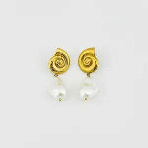 Pendientes Concha y Perla Barroca | Acero Inoxidable Chapado en Oro 18K