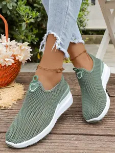 Women's Slip On Walking Shoes, Breathable Knit Mesh Casual Sneakers, Lightweight Comfortable Non Slip Athletic Shoes for Daily Commute, Outdoor Walking, Elderly & Mom Footwear