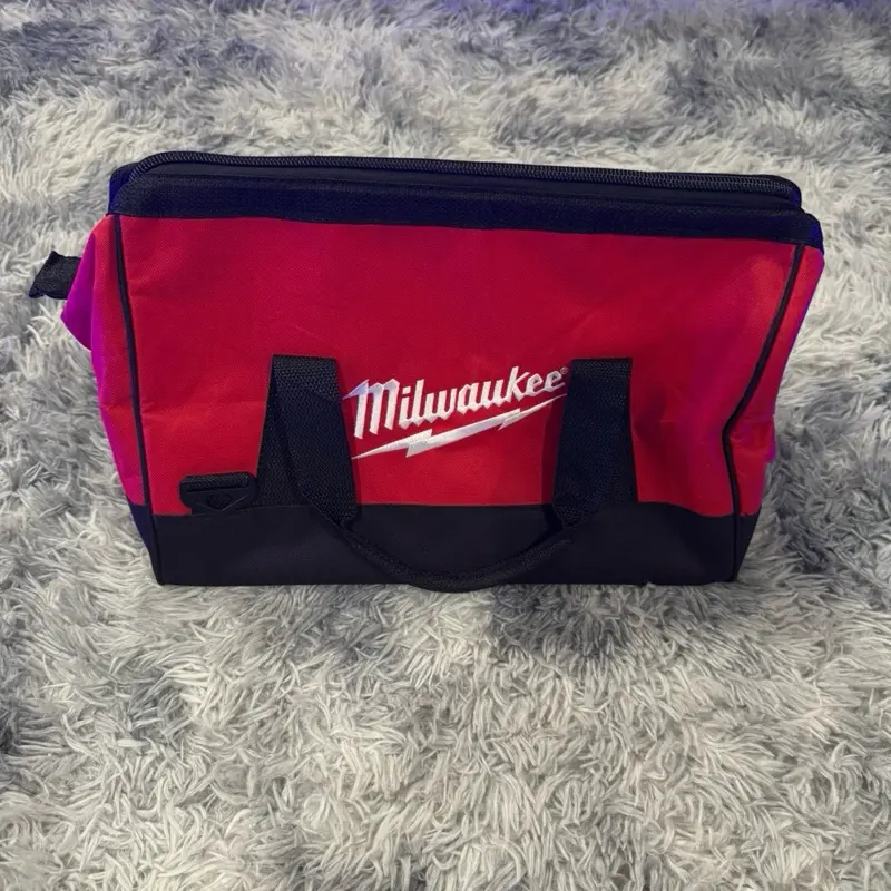 Milwaukee bag New 22 inch Milwaukee bag New 22 inch