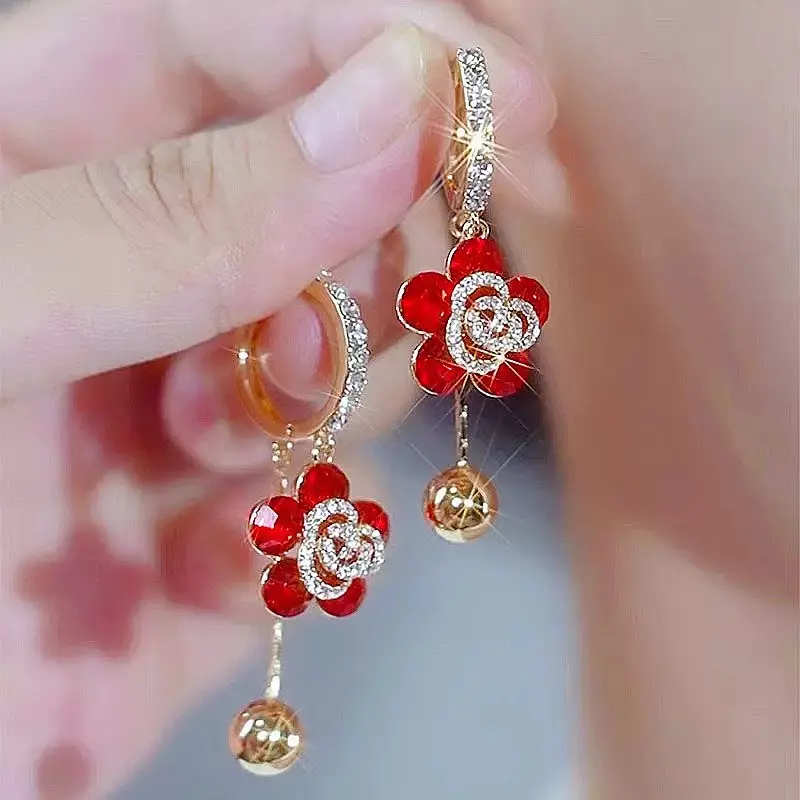 Red Flower Tassel Earrings 14K Gold Plated Sparkling Rhinestone Floral Design, Chic Fashion Jewelry 2025 Trend Statement Earrings DZEH3640