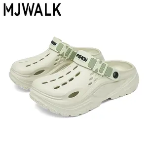 New sporty slide sandals with excellent rebound, minimalist high-end design, one-piece molded construction, non-slip, waterproof, and a strong enveloping fit.