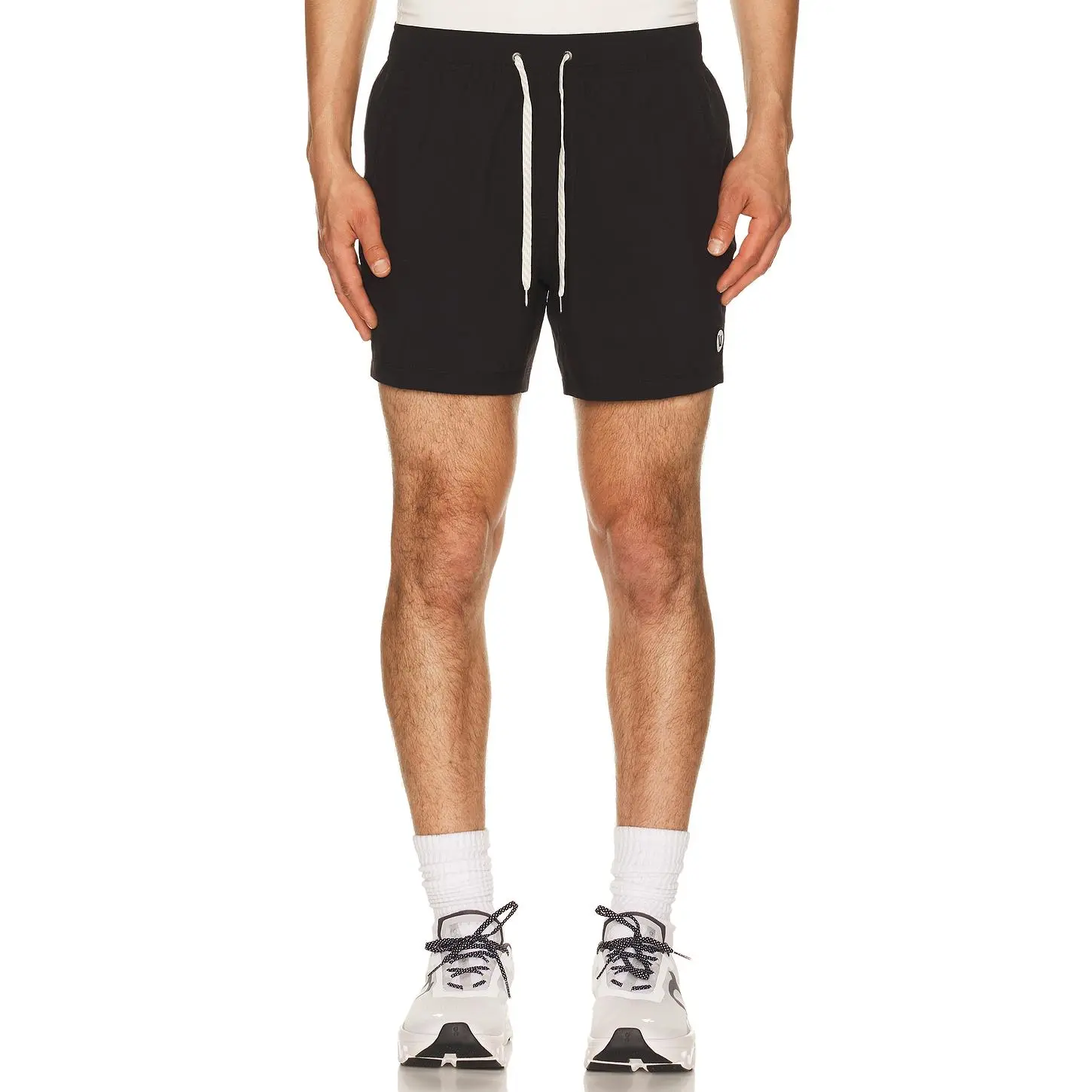 Vuori Kore Lined 5" Short in Black