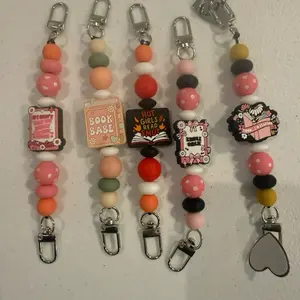 Electronic Book Straps