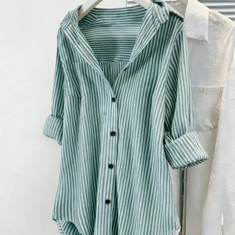 Fashion Curve Plus Size Striped Oversized Long Sleeves Shirt Blouses, Casual Comfy Shirt, Loose-Fit Button-Down Tunic Top, Trendy Summer Beach Cover-Up, Daily Street Style Outfit, Y2K Aesthetic Clothes, Button Down Tops, Womenswear