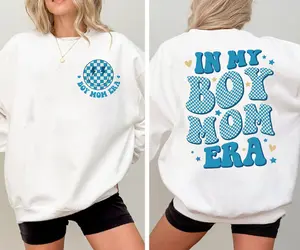 In My Boy Mom Era Sweatshirt Funny Graphic Tees, Retro Checkered Mom Life Pullover, Cute Mother's Day Gift for Boy Mama Cozy Oversized Mom Era