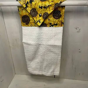 Snap, hanging kitchen towel