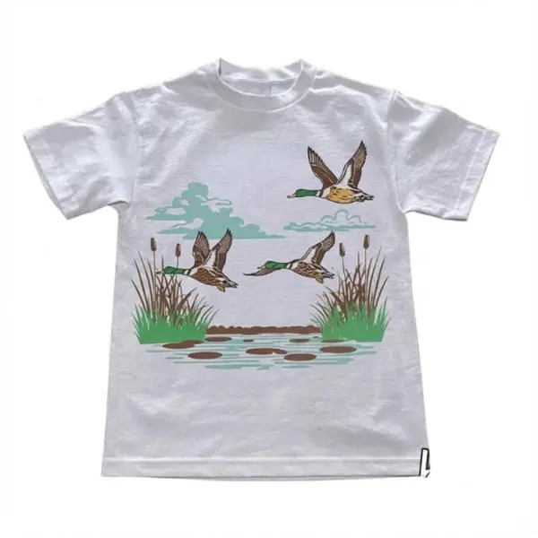 Vintage Wildlife Duck Tee, Retro Naturecore Animal Graphic Shirt, Bird Lover T-Shirt, Outdoors Aesthetic Streetwear-  Unisex S-3XL - Menswear & Womenswear - Streetwear Tops - Casual Cotton Crewneck ShortsleeveTshirt