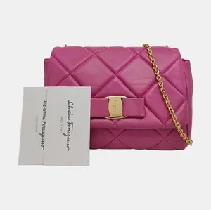 Pre-owned SALVATORE FERRAGAMO AS Shown Crossbody Bags US212 Vara Bow quilted pink leather crossbody bag