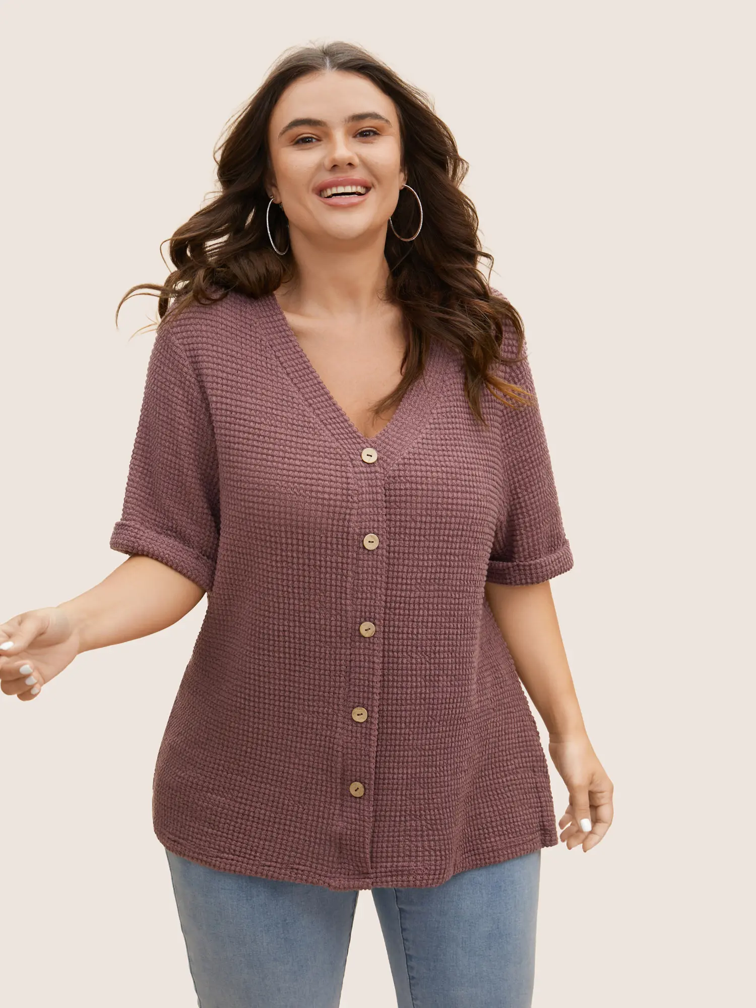 Women's Plus-Size Spandex Casual Short-Sleeve Blouse - Textured Button Detail, Cuffed Turn-Up Fit, Mom-Friendly 2026 Summerfinds [M-6X],Summerfinds ,summeroutfits,vacationoutfits,beachoutfits