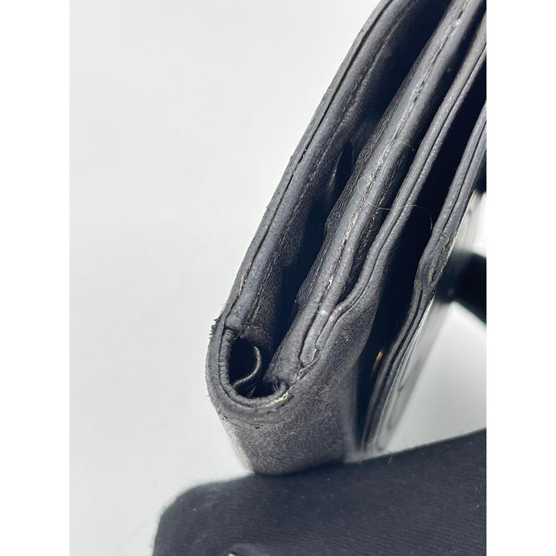 Pre-owned CHANEL Leather small leather goods PRELOVED CC Logo Black Caviar Skin Bifold Wallet. 111424 H