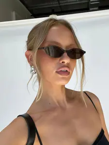 Vintage Cat Eye Frame Oval Sunglasses, Tinted Lens Sunglasses, Tinted Lenses Sunglasses,Trendy Eyewear for Outdoor Activities and Daily Use, Stylish Casual Fashion Glasses for Womend, Girls, Street Style Shades