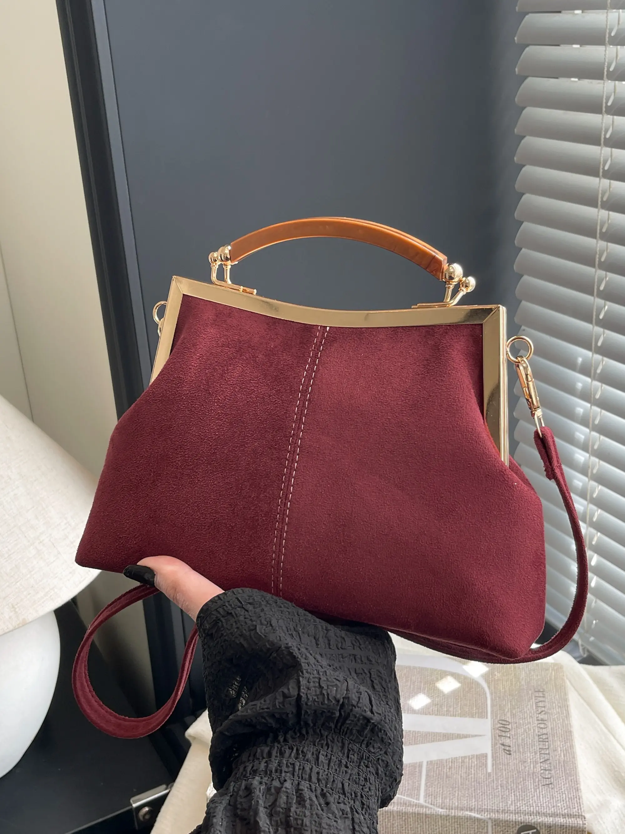 Women's Vintage Matte Velvet Shell Bag, Unique Colorblock Handbag & Vintage Chic Purse, Crossbody, Versatile Casual Shoulder Bag for Daily Use