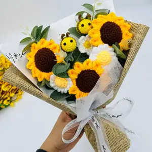 Handmade Crochet Sunflower Bouquet, 1 Set Cute Bee & Daisy & Sunflower Bouquet, Decorative Flower for Home Office Desk, Gift for Friends & Family, Fruit, Crochet Artificial Flowers