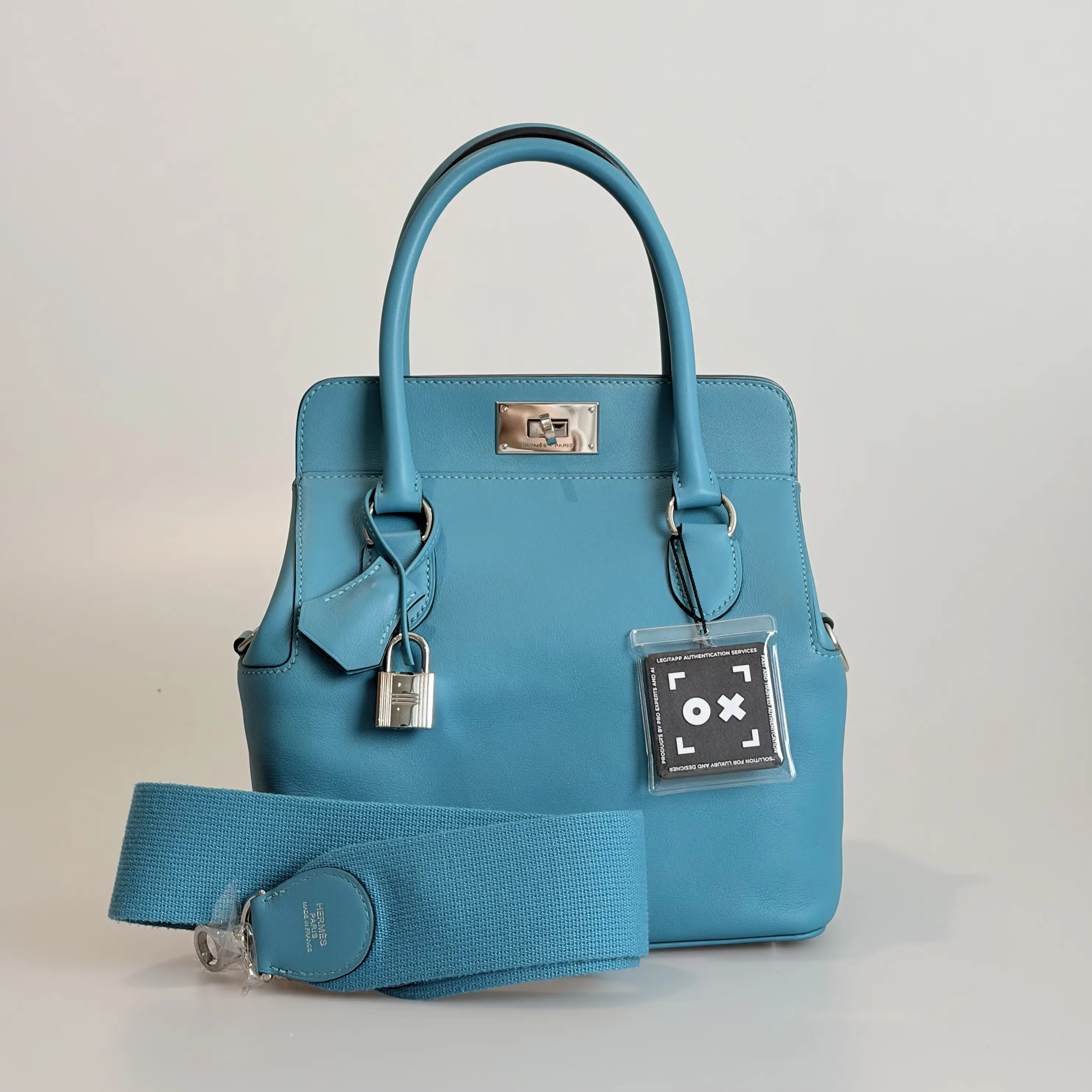 Pre-owned HERMÈS Swift Top Handle Bag Toolbox 20 Turquoise 99683132	