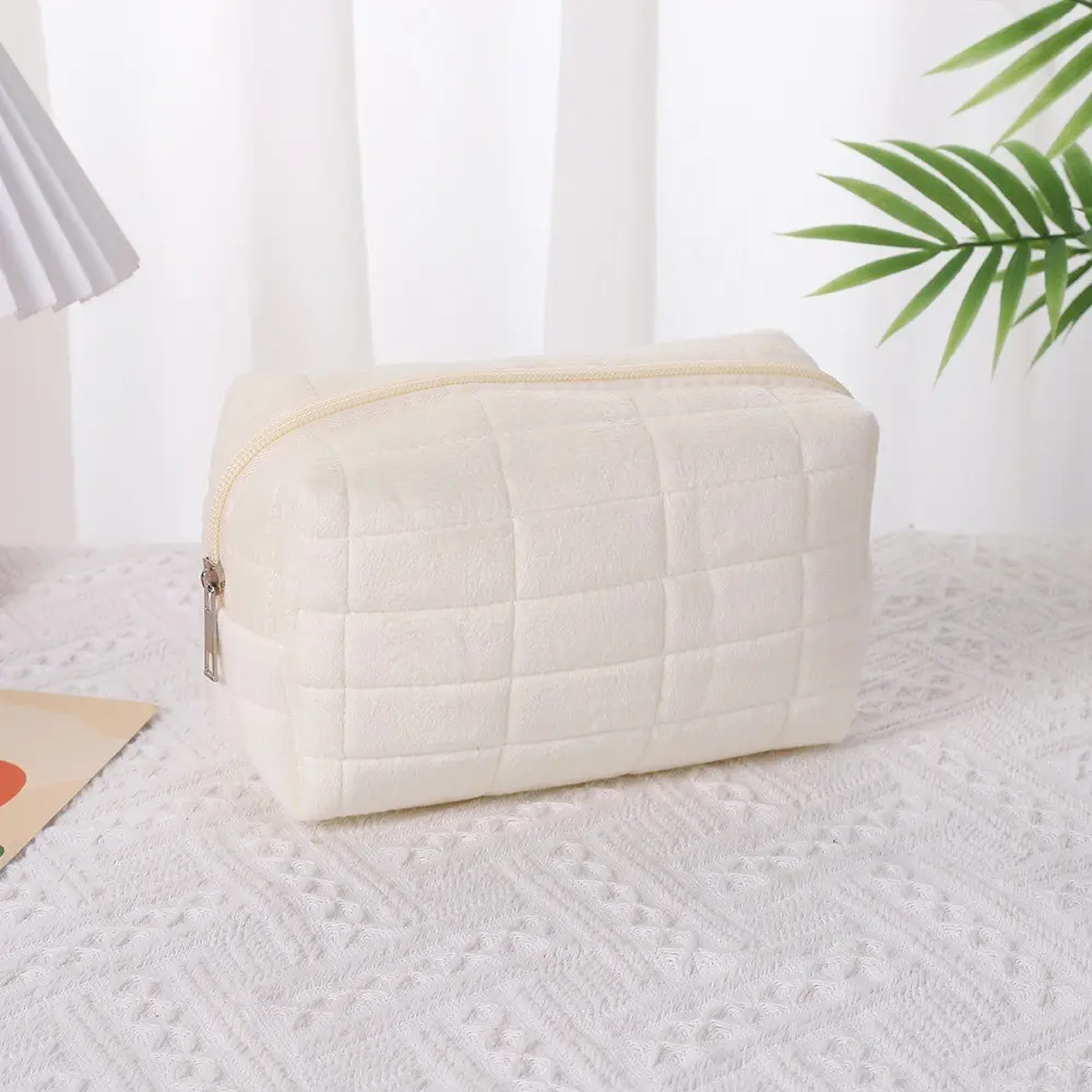Plush Cute Makeup Bag Pillow Organizer, High-End Large Capacity Storage, Portable Design, Perfect for Beauty Lovers, Makeup Pouch, Cosmetic Pouch, Cosmetic Bags