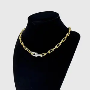 Gold-Plated Horse Hoof Necklace with Sparkling Diamond-Like Accents