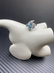 (SP)--Lkc crystal Beautiful and elegant London blue topaz ring