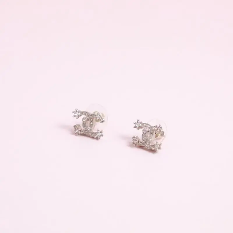 Pre-owned Chanel 23A Resin Crystal Silver Comet Stud Earrings 0513GIA