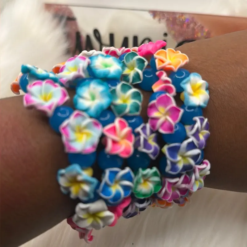 Hawaiian Bracelets for Women, Handcrafted Shell Beaded Jewelry for Beach Vacations